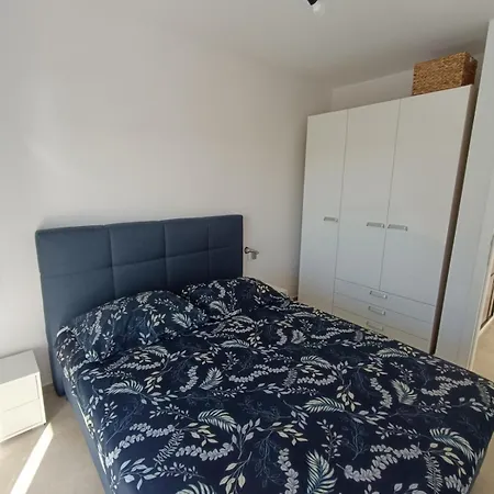 Apartman Prekrasan Letizia S Bazenom *