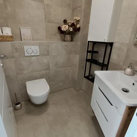 Apartman Prekrasan Letizia S Bazenom *