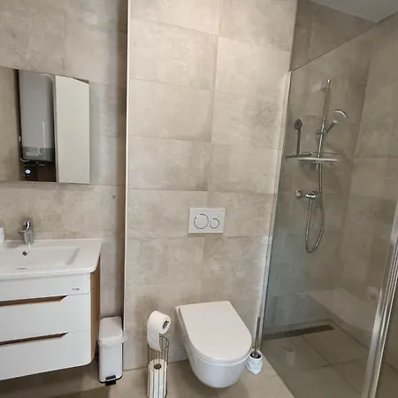 Apartman Prekrasan Letizia S Bazenom
